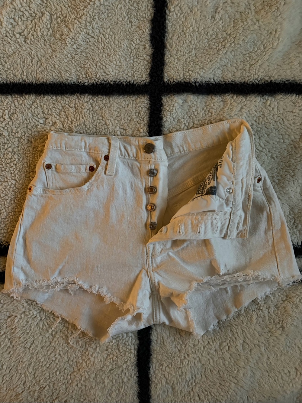 Levi’s 501 Original Denim shorts in Distressed White and Light Wash